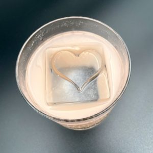 Glaçon transparent avec motif coeur - Clear Ice - PureIceBaïkal